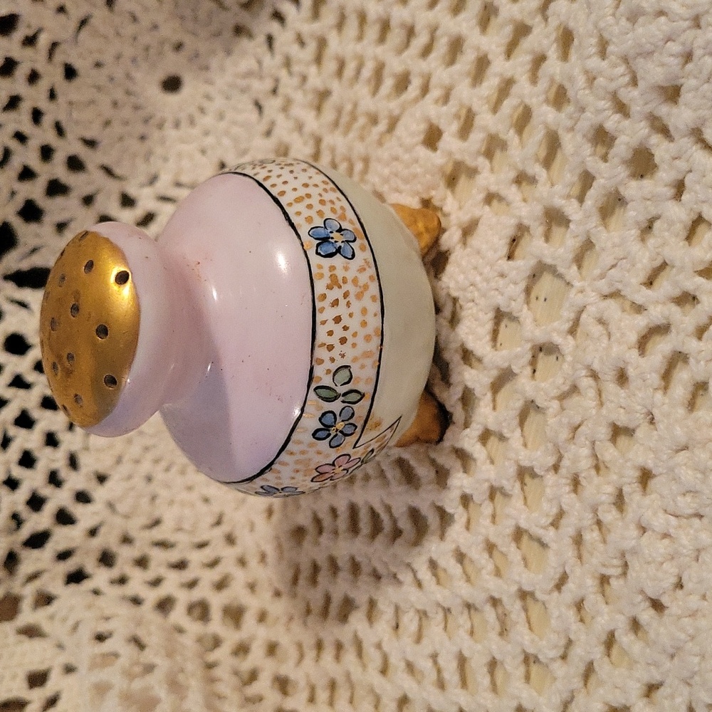 Oriental shaker